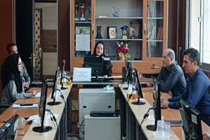 نشست کمیته جوانی جمعیت در مرکز بهداشت شهدای انقلاب برگزار شد.