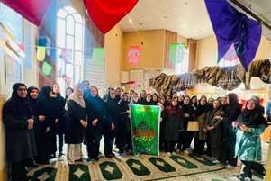 برگزاری مراسم جشن روز زن و روز مادر در مرکز بهداشت شهدای انقلاب