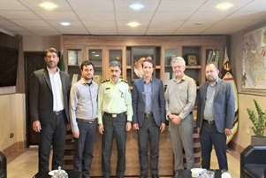 تجلیل از فرماندهان انتظامی شیراز به مناسبت هفته نیروی انتظامی