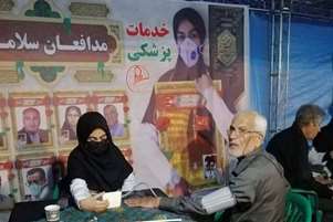 برپایی موکب سلامت در شهرک گلستان؛ کادر سلامت مرکز بهداشت شهدای انقلاب در میدان خدمت