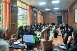 بررسی آخرین مباحث جراحی دندان و برنامه‌های آموزشی مادران در نشست تخصصی سلامت دهان و دندان